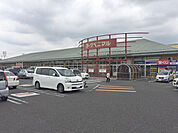 ヨークベニマル横塚店 392m