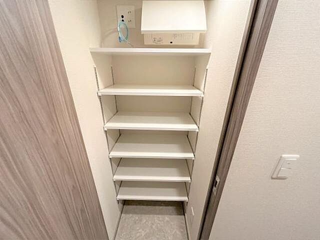 収納