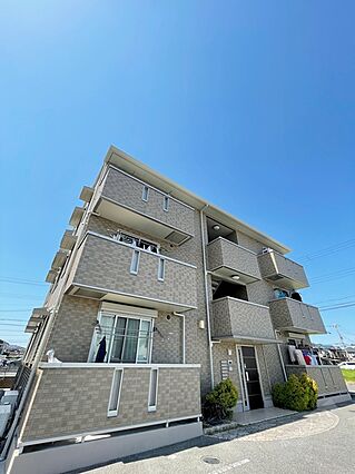 カーササンシビリテドゥーエ_外観_1