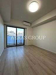 ＧＥＮＯＶＩＡ二子新地 5階1Kのリビング/ダイニング