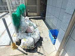 ゴミ捨て場