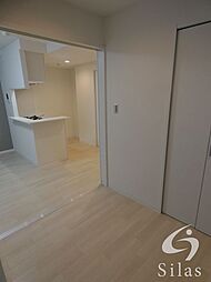 京阪本線 西三荘駅 徒歩2分の賃貸マンション 4階1LDKのリビング/ダイニング