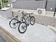 敷地内/建物