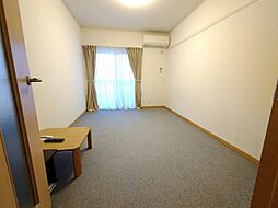 レオパレスカリス 3階1Kのリビング/ダイニング