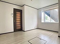 リバーサイド多摩境 102 1階2DKのリビング/ダイニング