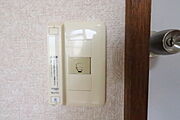 ネットと電話線がトイレの横にあります☆