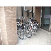 敷地内/建物