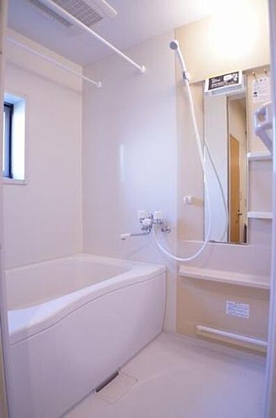 画像9:浴室は乾燥暖房機能付き♪
