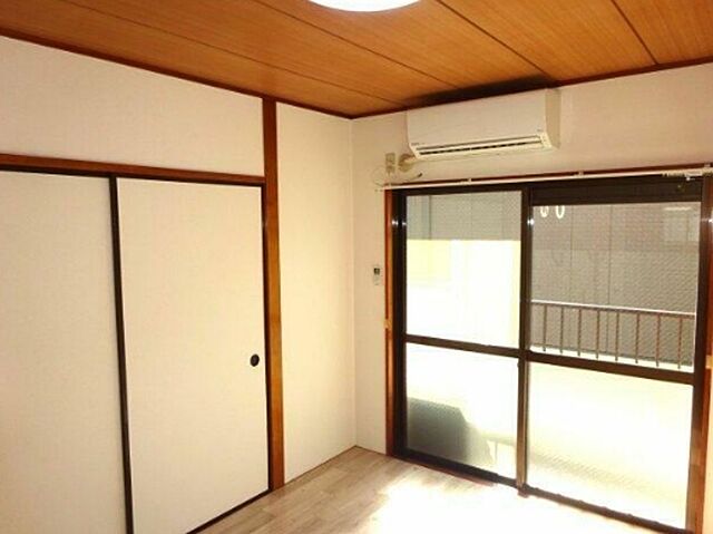 寝室