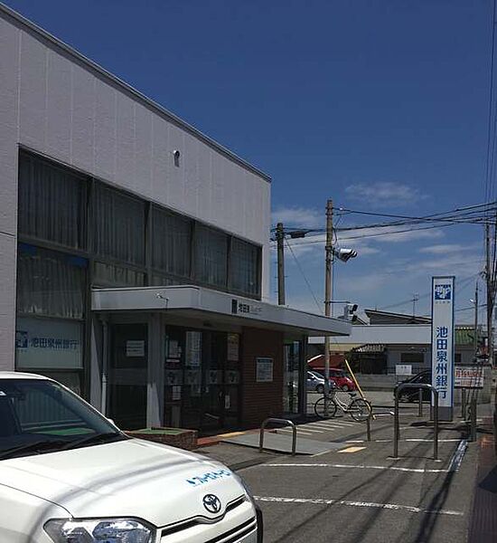 画像22:池田泉州銀行長滝駅前支店 401m
