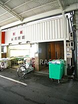 三和ハイツ  ｜ 大阪府大阪市北区池田町7-15（賃貸マンション1DK・5階・23.85㎡） その1