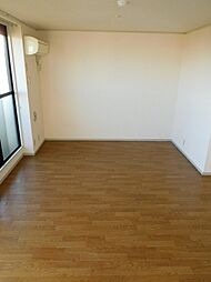 ブライトンパーク 3階4Kのリビング/ダイニング