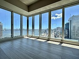 ブリリアタワー浜離宮 24階3LDKのリビング/ダイニング