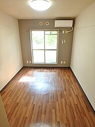 ストークレジデンスナカザワ 301 3階1Kのリビング/ダイニング