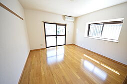 ピソベルデ 101 1階1Kのリビング/ダイニング