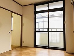 オノラインビル 2階ワンルームのリビング/ダイニング