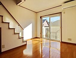 グランドール・アベニュ 2階2Kのリビング/ダイニング