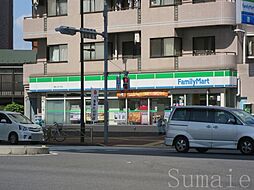 ファミリーマート滝野川五丁目店 918m