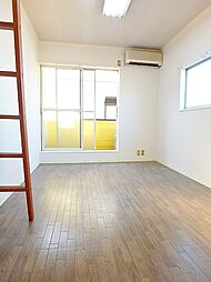 グリーンパレス城址 103 1階1Kのリビング/ダイニング