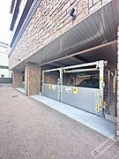 屋根付きの駐車場^^