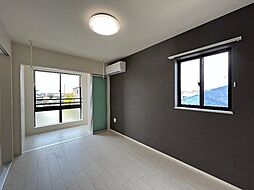 小田急小田原線 海老名駅 バス15分 国分寺台第7停下車 徒歩4分の賃貸アパート 1階1LDKのリビング/ダイニング