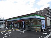 ファミリーマート朝霞東弁財店 265m