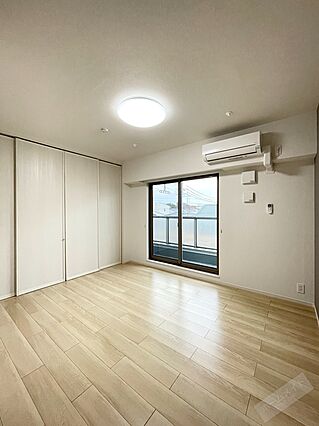 アコテドゥ・パーク_内装_1