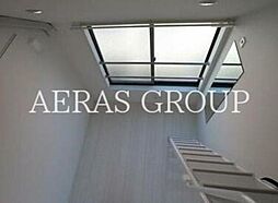 ポン・デュ・ガール 1階ワンルームのリビング/ダイニング