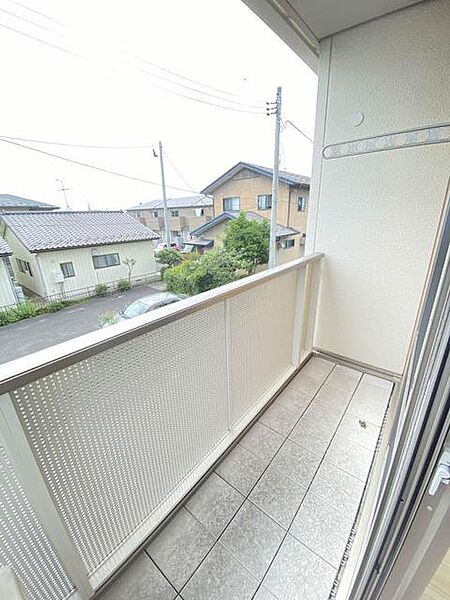 apartment 宮城県岩沼市吹上１丁目9-24
吹上の賃貸情報を見る
物件地図