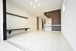 D-ROOM川端町 202 2階1LDKのリビング/ダイニング