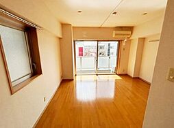 プリマヴェーラ 3階ワンルームのリビング/ダイニング