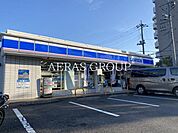 ローソン ビューコート仏向町店 541m
