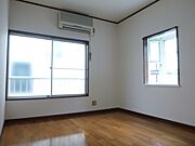 2面採光の洋室