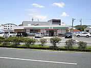 セブンイレブン高知萩町店 464m