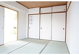 メゾン・ドゥ・クロッシュ 3階2LDKのリビング/ダイニング