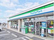 ファミリーマート枚方津田北町店 1015m