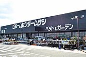 ホームセンタームサシ貝塚店 981m