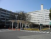 日本大学医学部附属板橋病院 606m