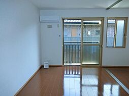 モナリエ春日I 1階1LDKのリビング/ダイニング