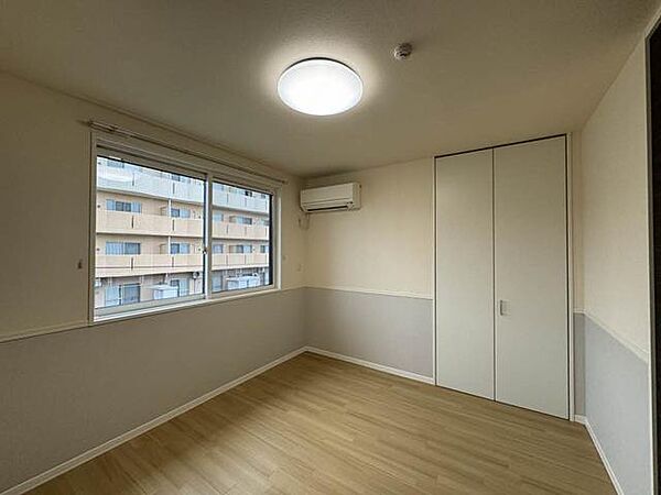 apartment 岩手県一関市赤荻字堺135-2
赤荻の賃貸情報を見る
物件地図