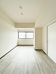 高橋ビル 2階1LDKのリビング/ダイニング