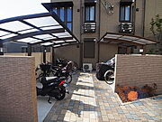 屋根付き駐輪場・バイク置き場