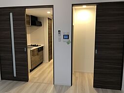 同建物内の写真を掲載しており、実際の部屋とは異なる場合がございます
