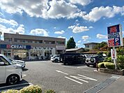 クリエイトエス・ディー三鷹新川店 307m