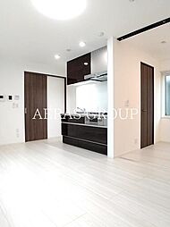 グランデュール信濃町 1階1LDKのリビング/ダイニング