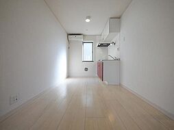 F-garage野方 1階ワンルームのリビング/ダイニング