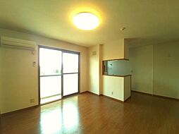 カーサベルデ B 2階2LDKのリビング/ダイニング