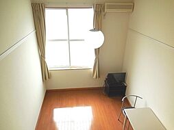 レオパレスヴェルジェ 1階1Kのリビング/ダイニング