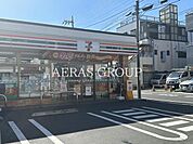 セブン-イレブン 光が丘公園北店 374m