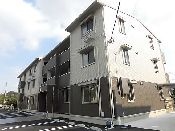 ルピナスＡ_外観_2